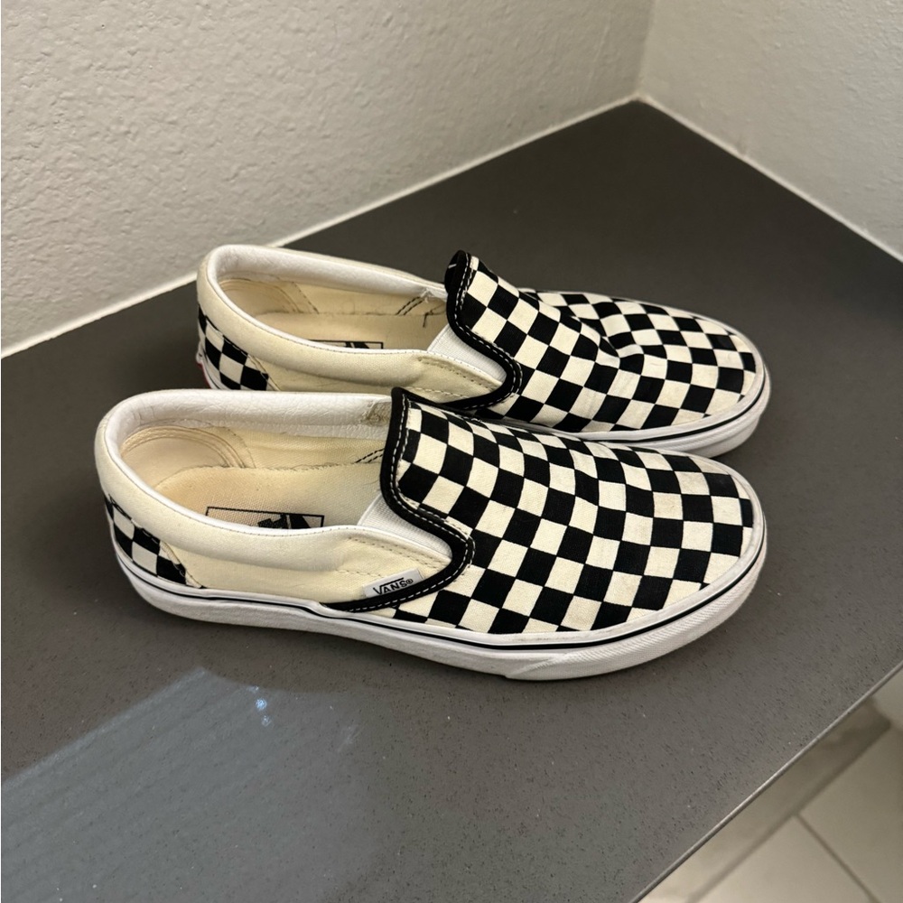 Checkered vans size 7 1/2